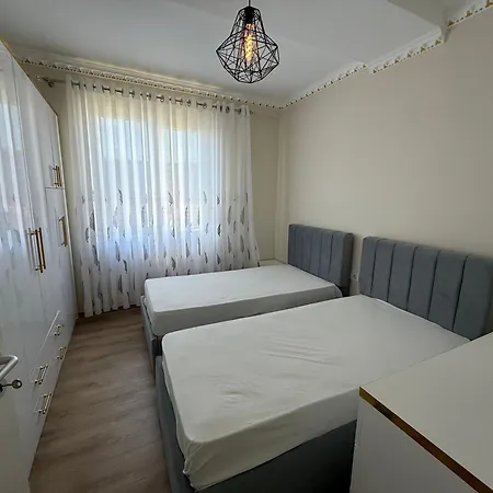 R&y Apartment *