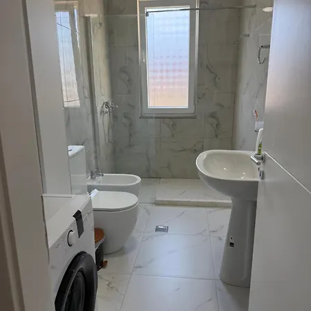 Apartment R&y